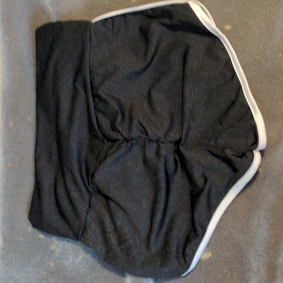 Shorts - Picture 2 of 2